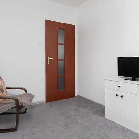 Przymorze With Balcony By Renters *