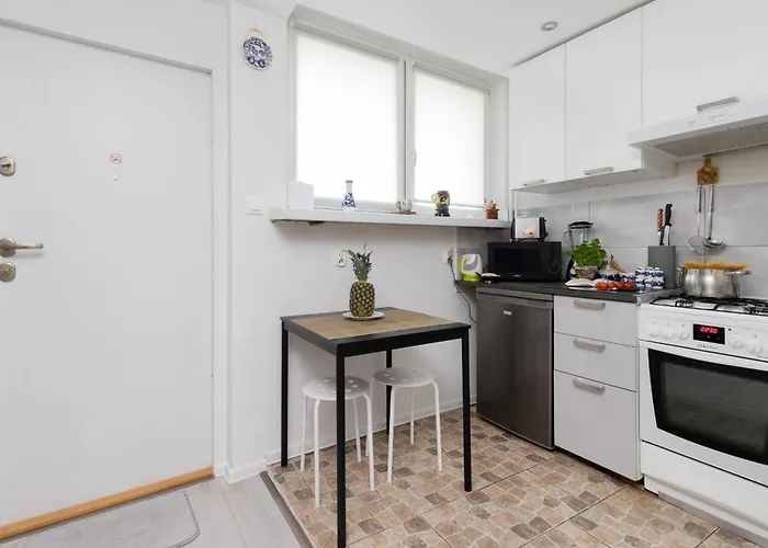 Przymorze With Balcony By Renters غدانسك