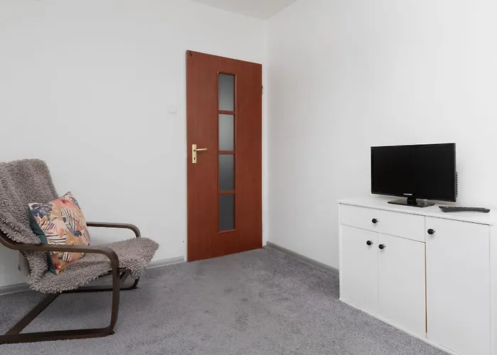 Przymorze With Balcony By Renters *