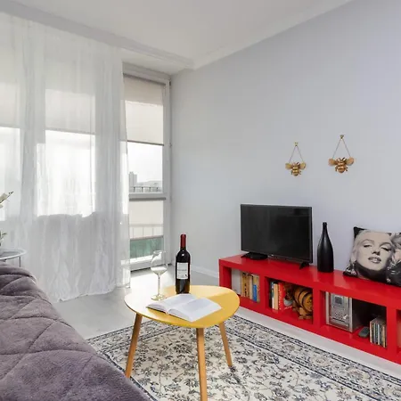 Przymorze With Balcony By Renters