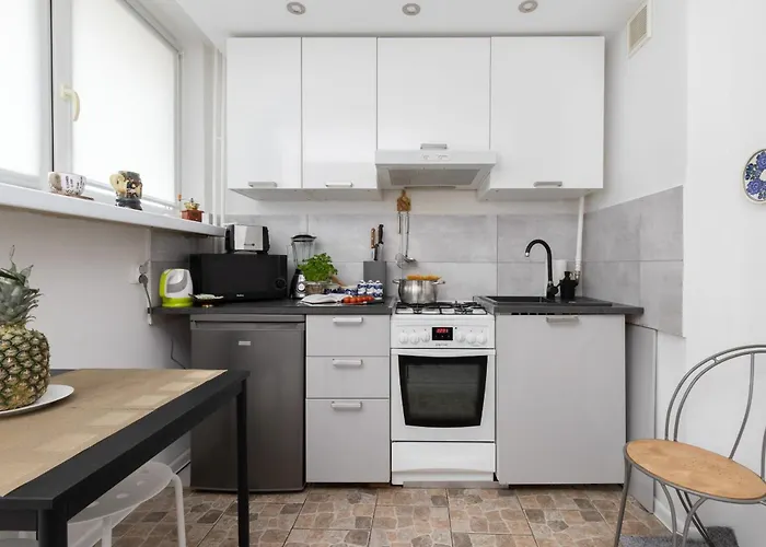 Appartamento Przymorze With Balcony By Renters *